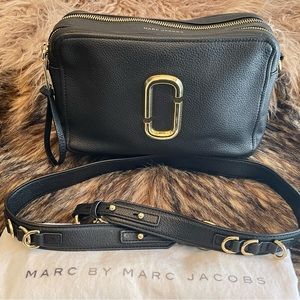 Authentic medium size Snapshot